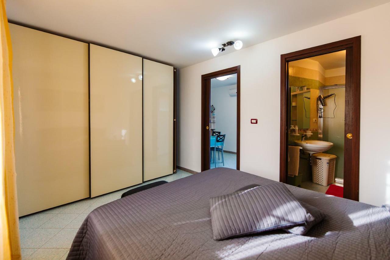 B&B La Casa Nel Borgo Specchia Extérieur photo